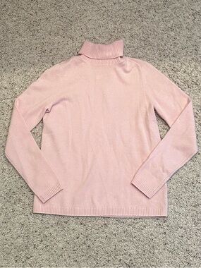 Neiman Marcus 100% Cashmere Turtleneck Sweater Baby pink
